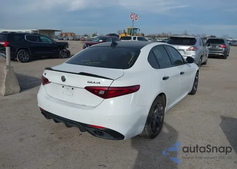 2019 Alfa Romeo Giulia Ti Sport Awd z USA, uszkodzony, nr VIN ZARFANBN2K7618496